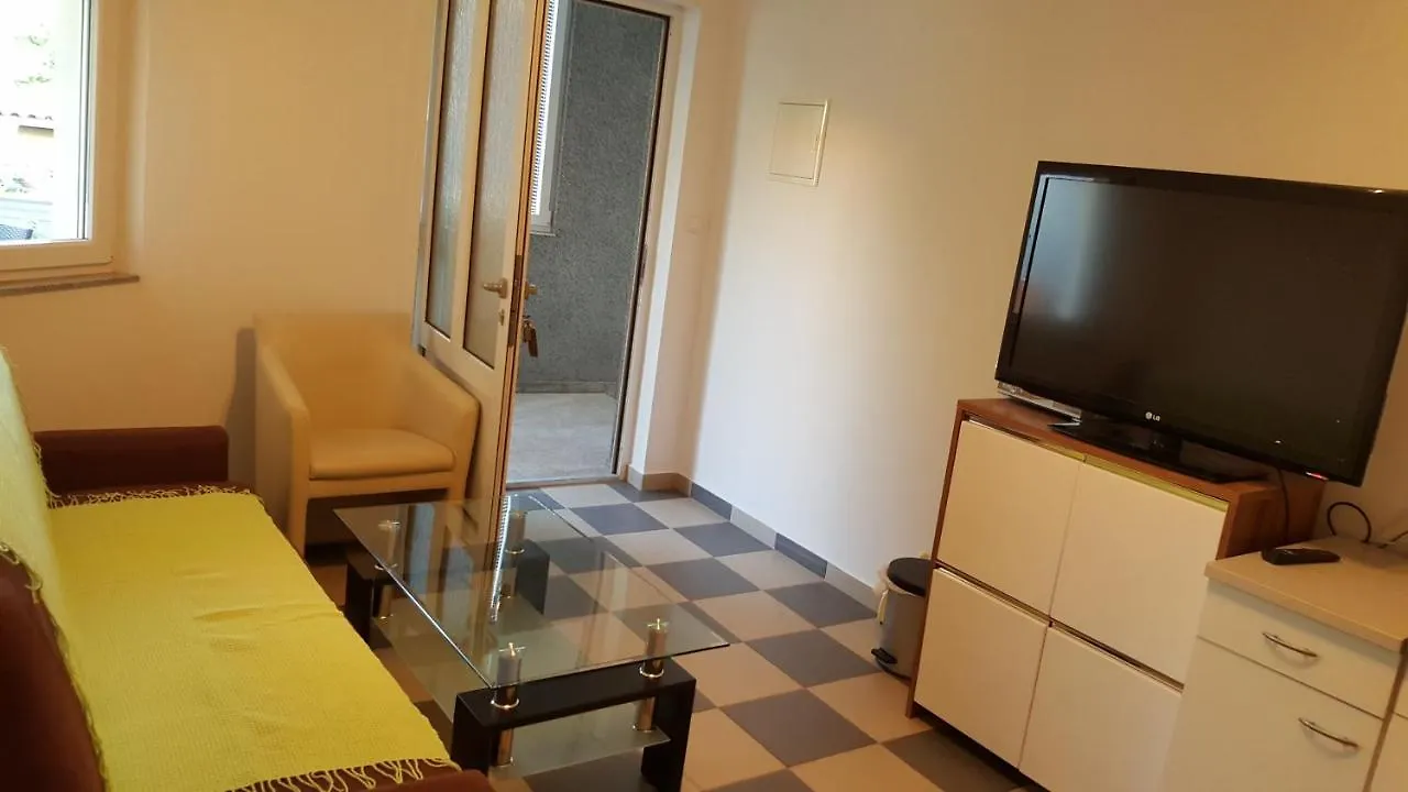 Apartments Nada Novi Vinodolski 0*,  Croatia